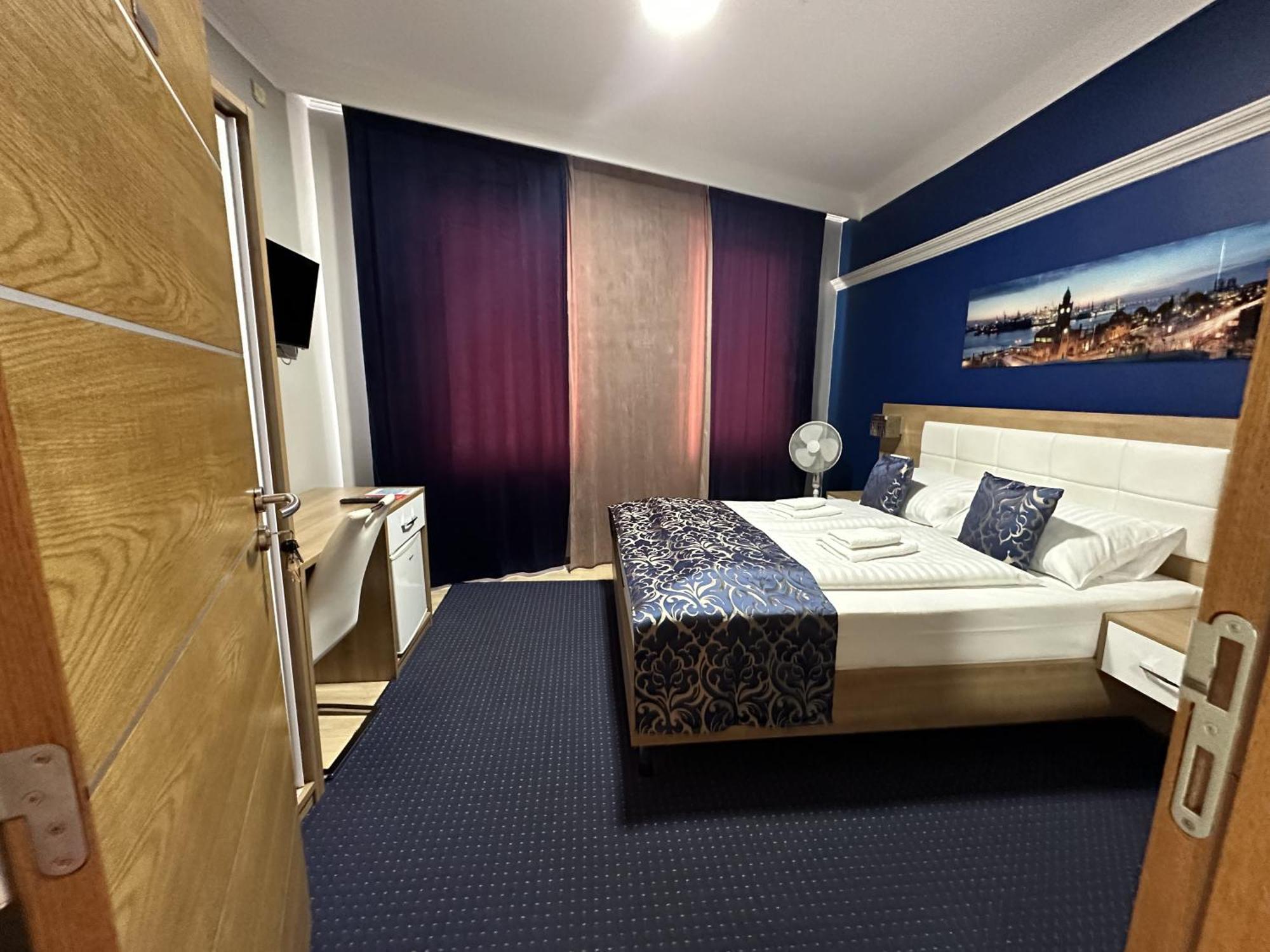 C&S Hotel Пиннеберг Экстерьер фото